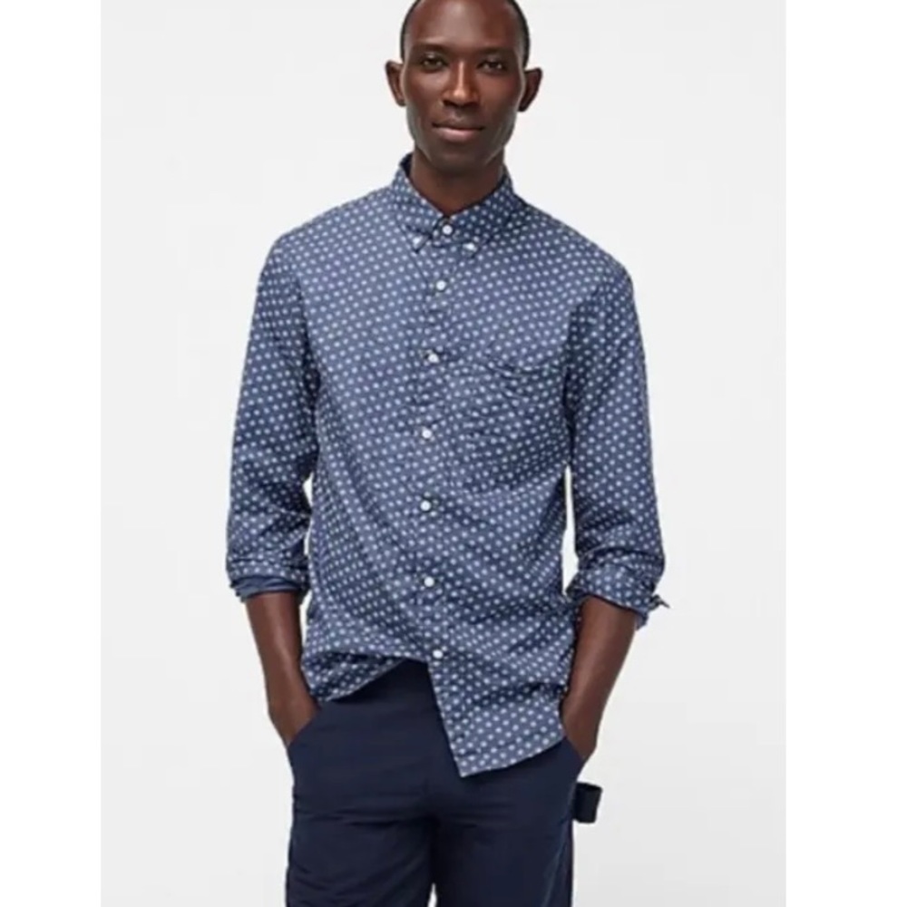 J. Crew Organic Cotton Slim Fit Men’s long sleeve button down